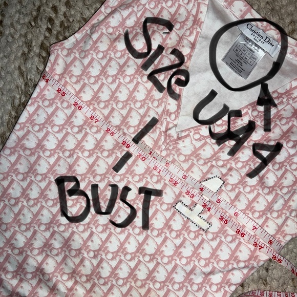 ❌ SOLD ❌ 💗RARE💗 Authentic Vintage Christian Dior Trotter Sleeveless Top - Picture 5 of 11